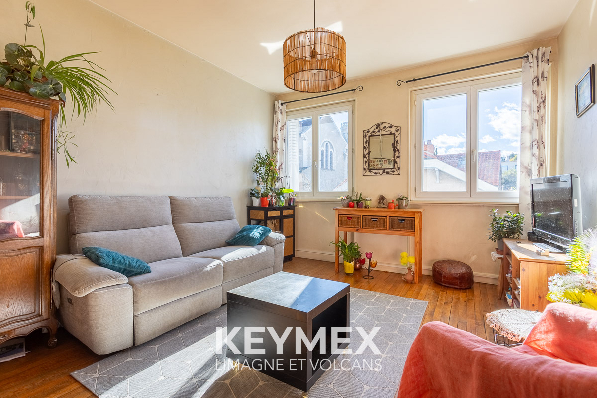 Appartement 3 pièces 60 m2 traversant avec loggia - Clermont Ferrand