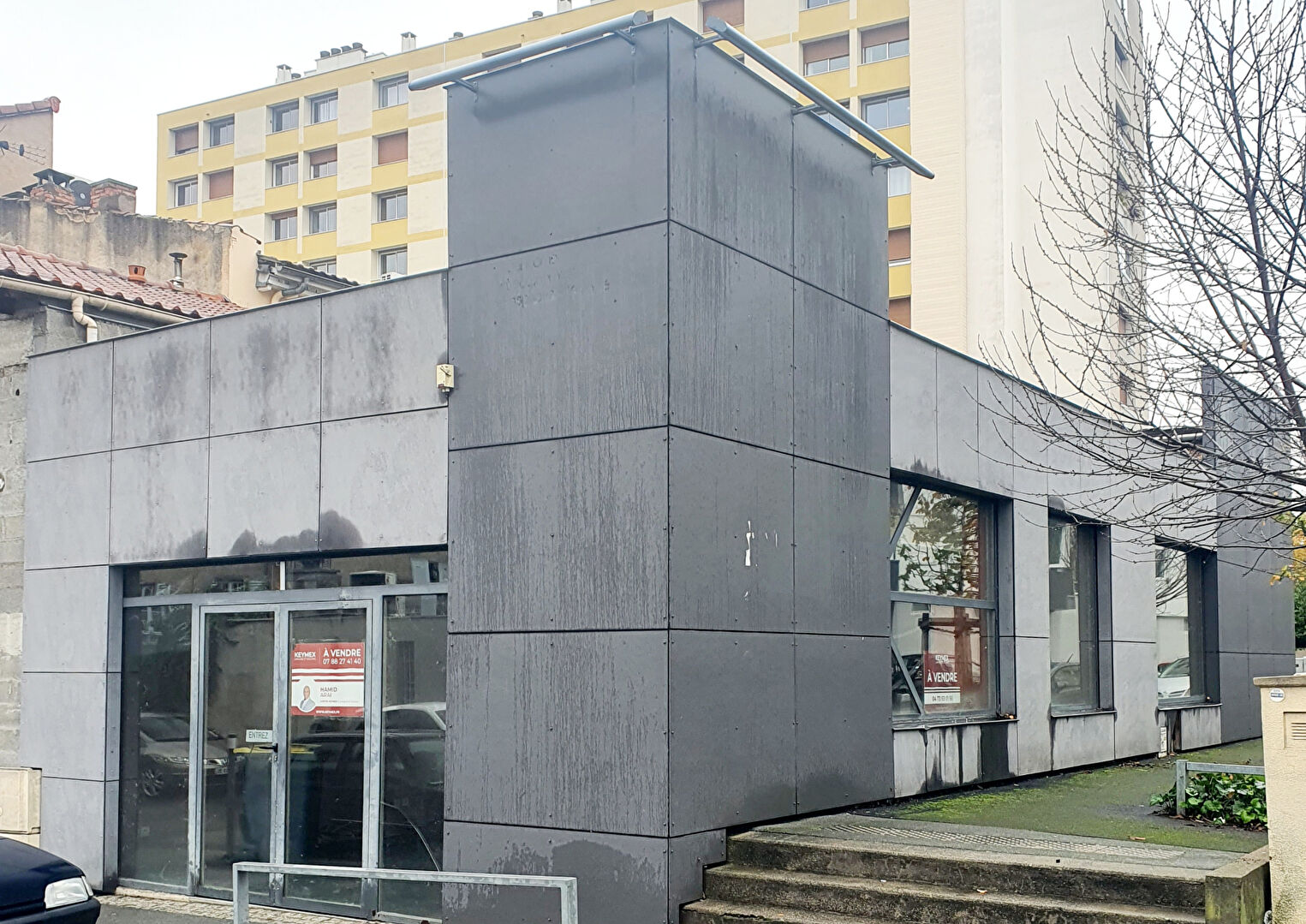 MURS COMMERCIAUX AVEC POTENTIEL EXCEPTIONNEL : 146 m² + EXTENSION POSSIBLE