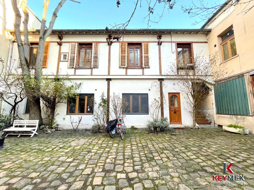 Grand appartement Métro Hoche