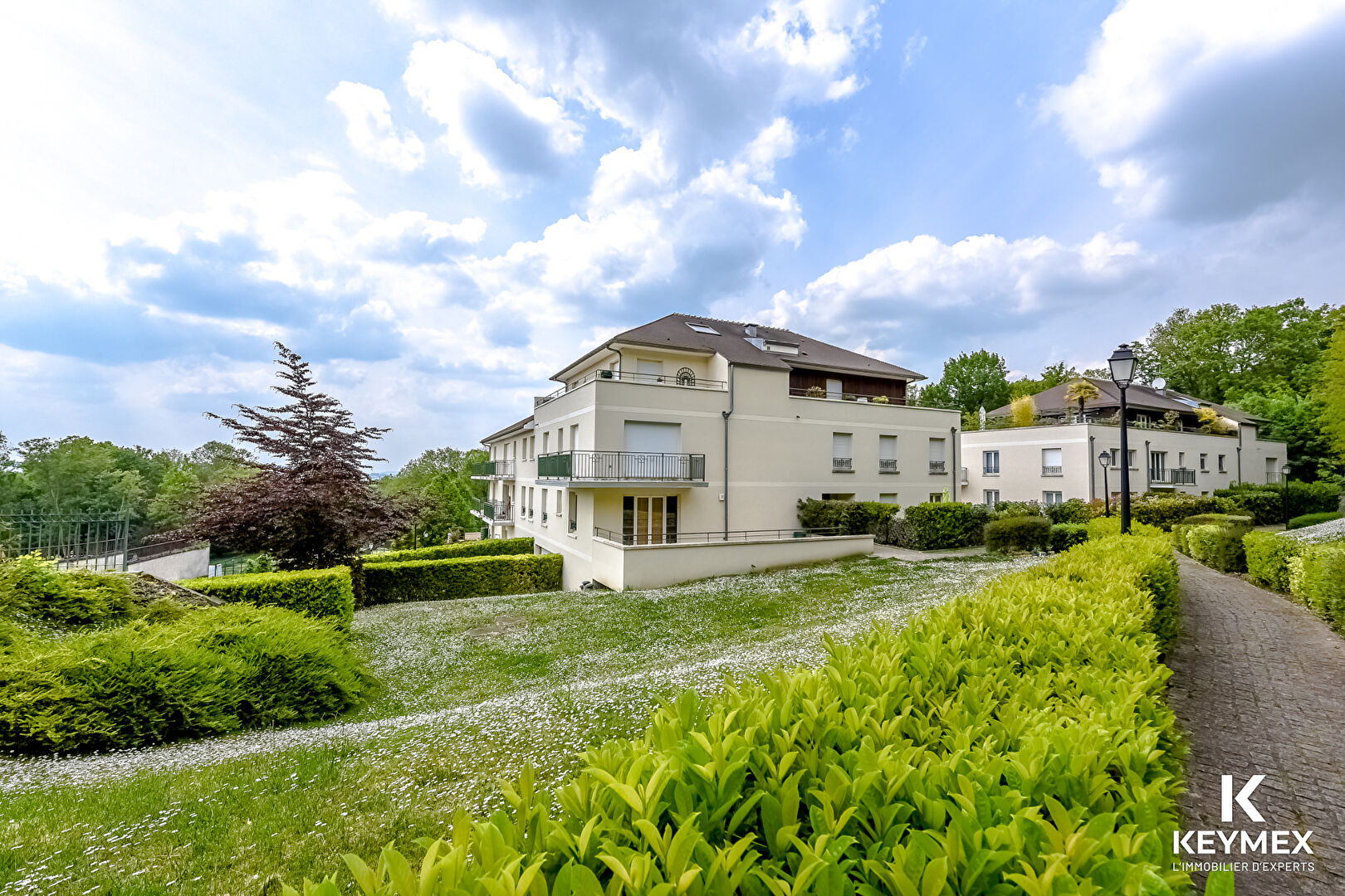 Appartement Andilly 4 pièce(s) 130m2