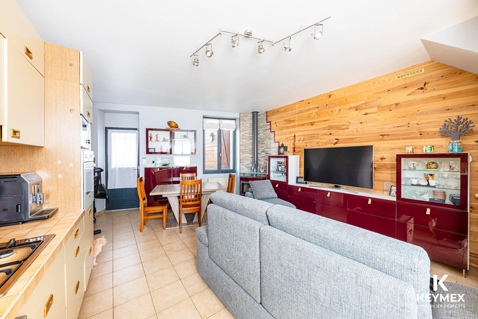 FONTENAY EN PARISIS-Maison de ville-3 chambres-cours intérieur-grenier-cave-terasse