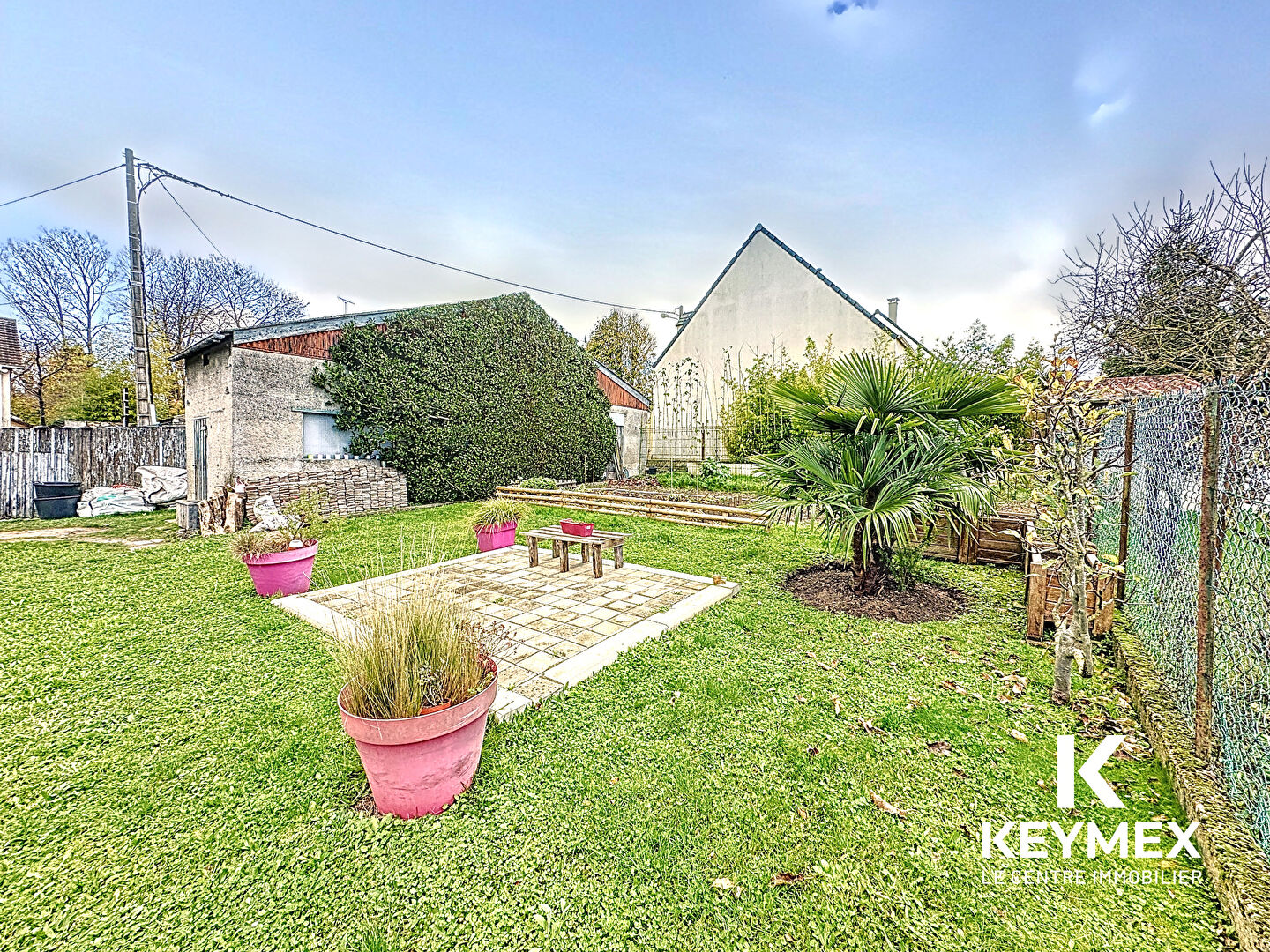 Terrain constructible de 311 m2 - Méry sur Oise