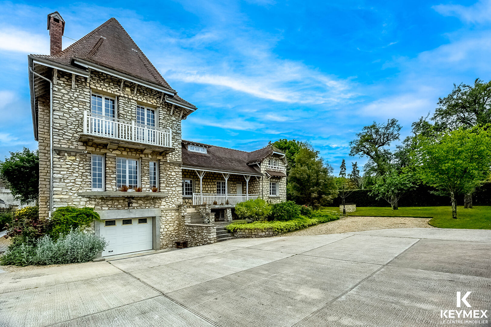 Maison type 12 pièces à Frépillon