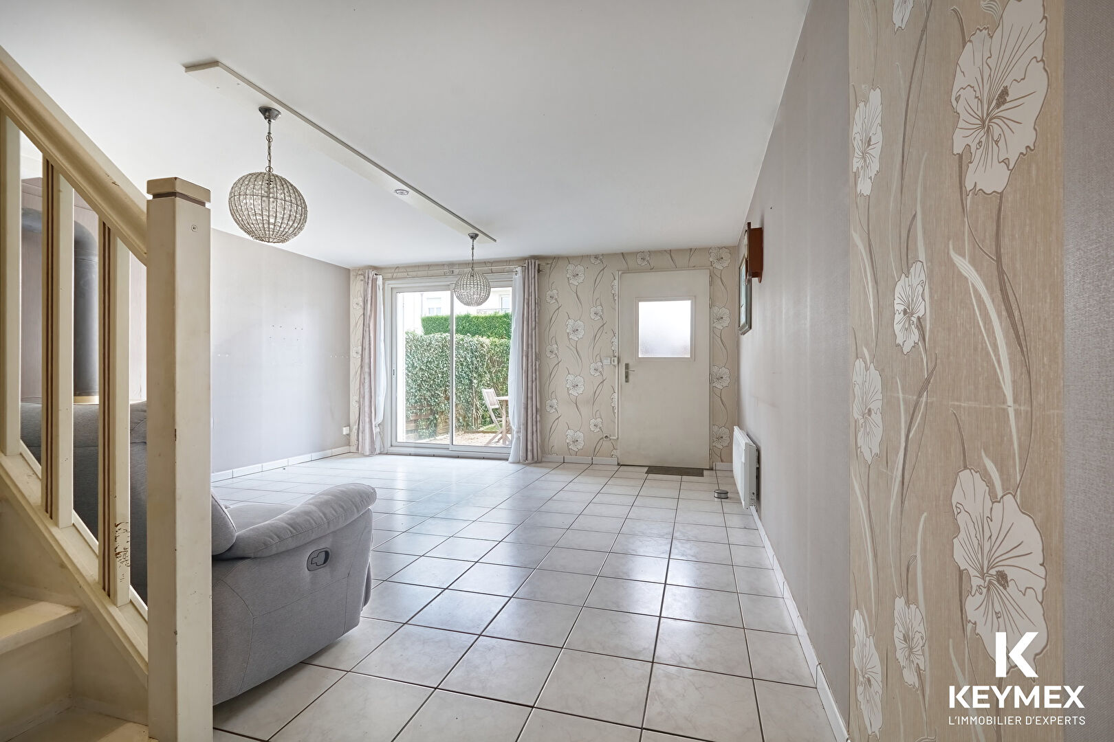 Maison à 100m des écoles Osny 4 / 5  pièces 84 m2 sur 128 m² de terrain  (Comble aménageable 14 M²