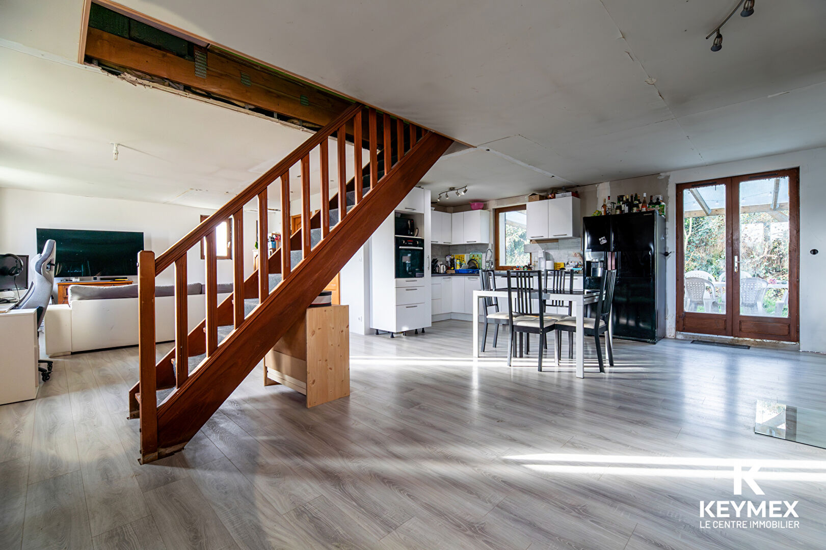 Maison avec potentiel 4 chambres, au calme