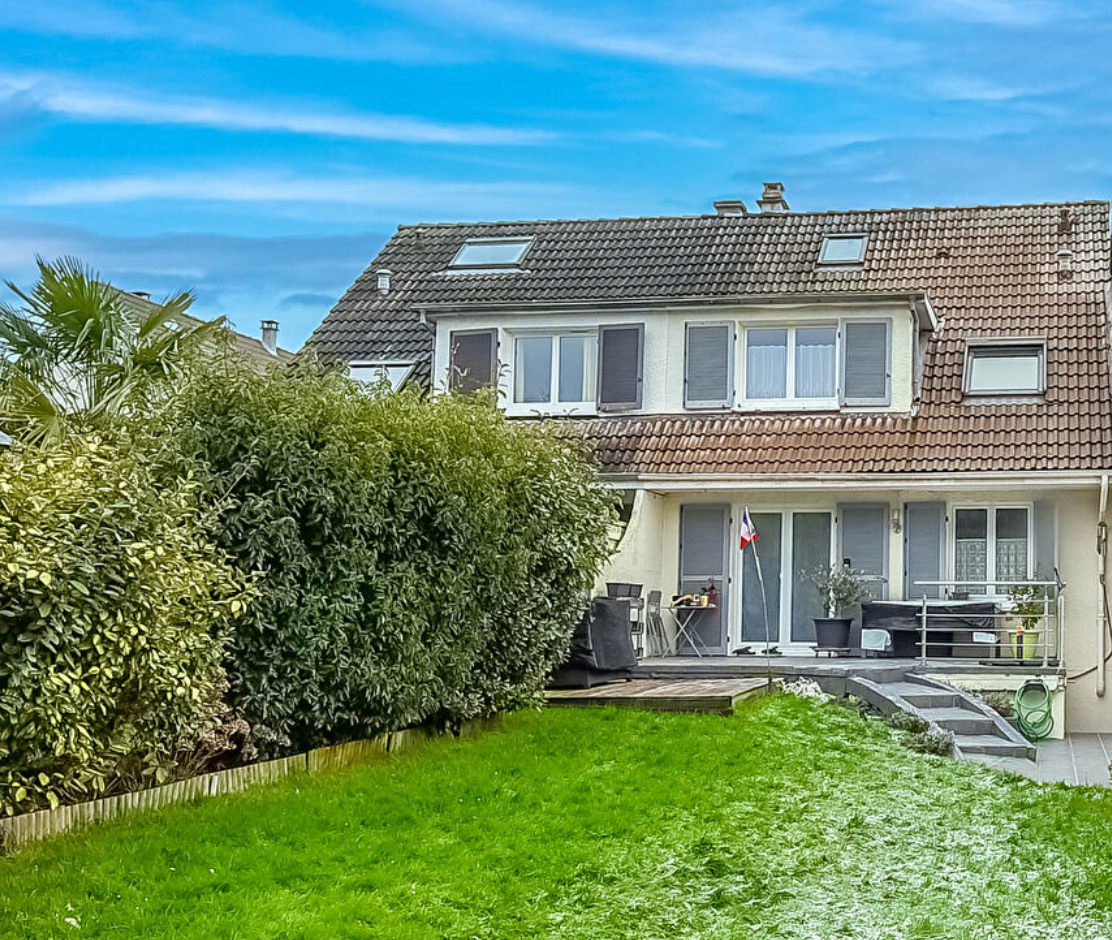 Maison 5 pièces, 3 chambres, 90m²