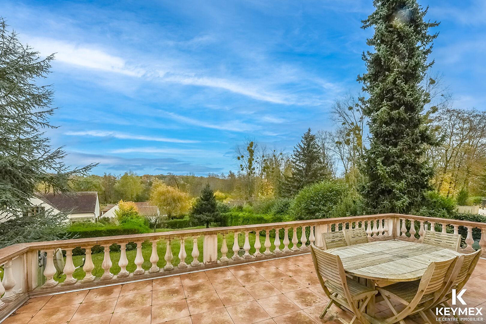 Maison Nesles La Vallée 175 m2 - 7 pièces