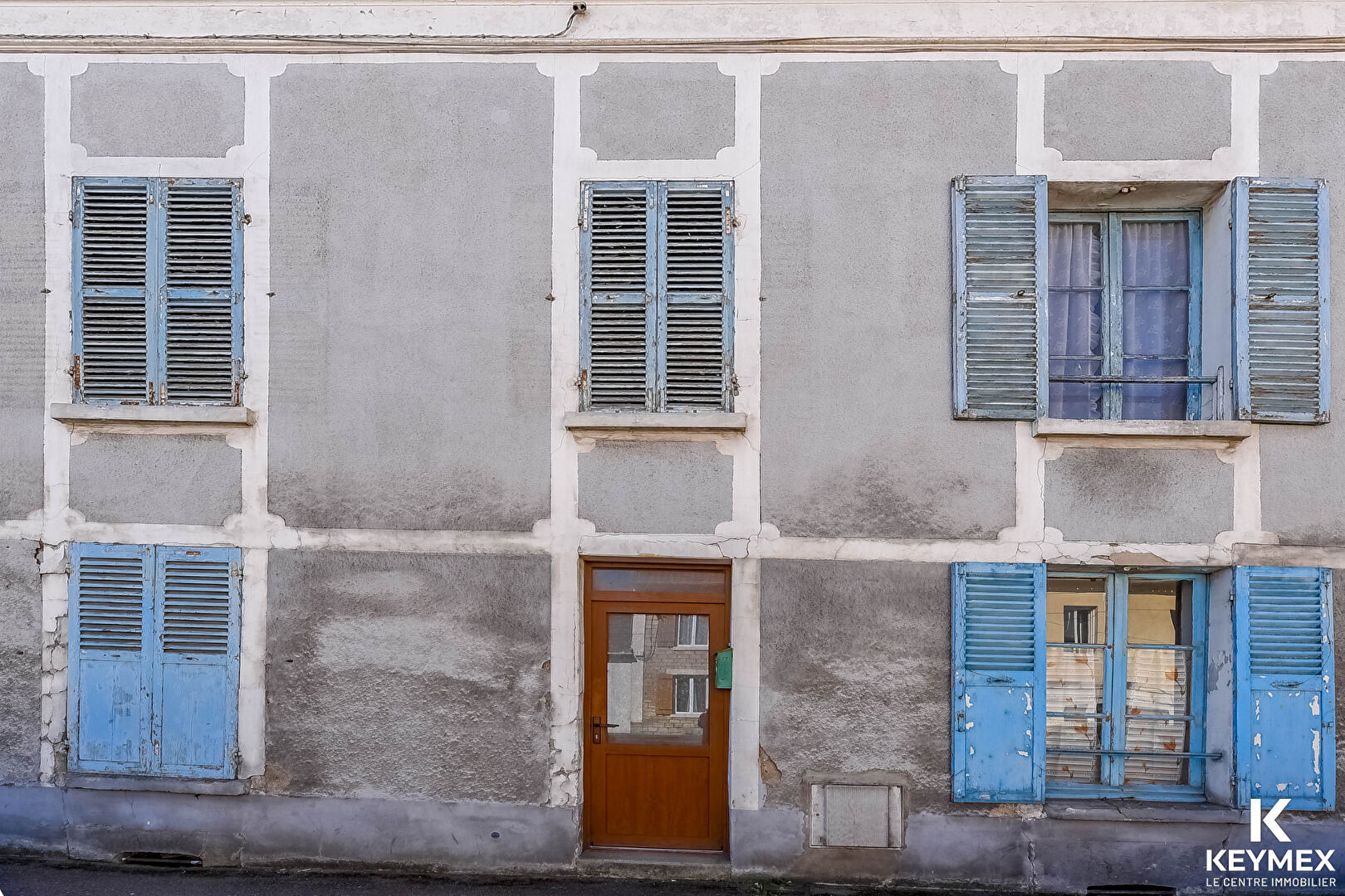 BEAU POTENTIEL_Maison à rénover à Persan