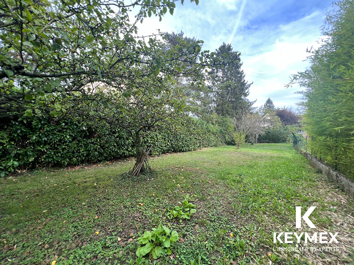 Terrain à bâtir - 450 m2 - plat - Frépillon