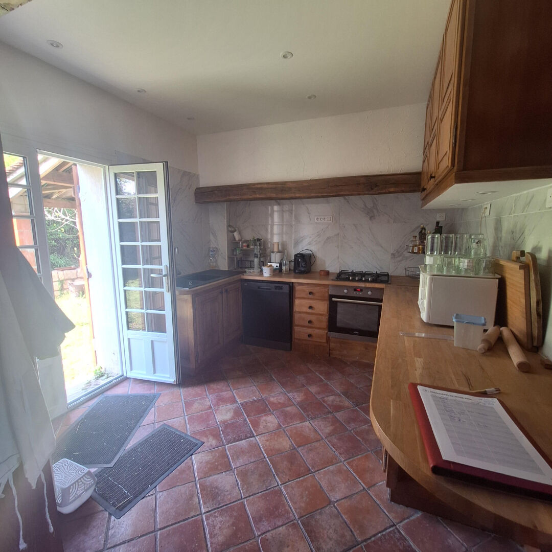 Maison proche Sainte genevieve 197.73 m2 9 pièces 6chambres