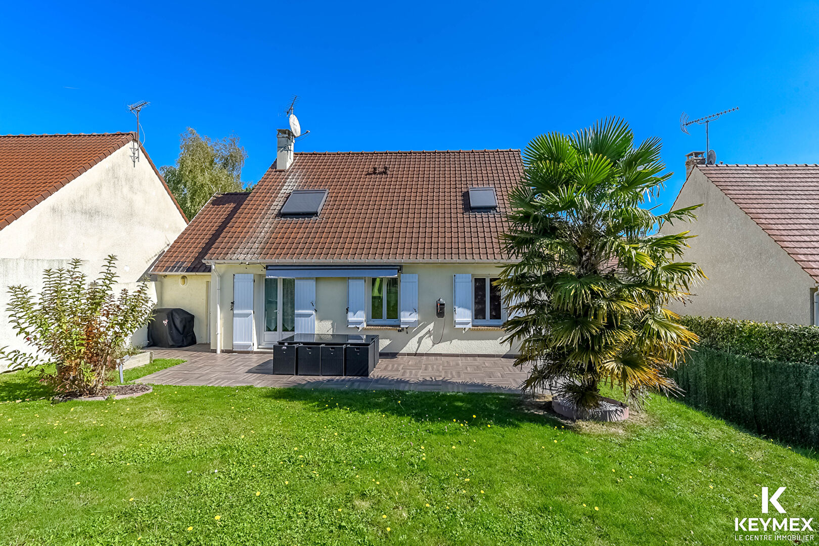 Maison familiale - Le Mesnil Aubry - 5 pièces - 100 m2