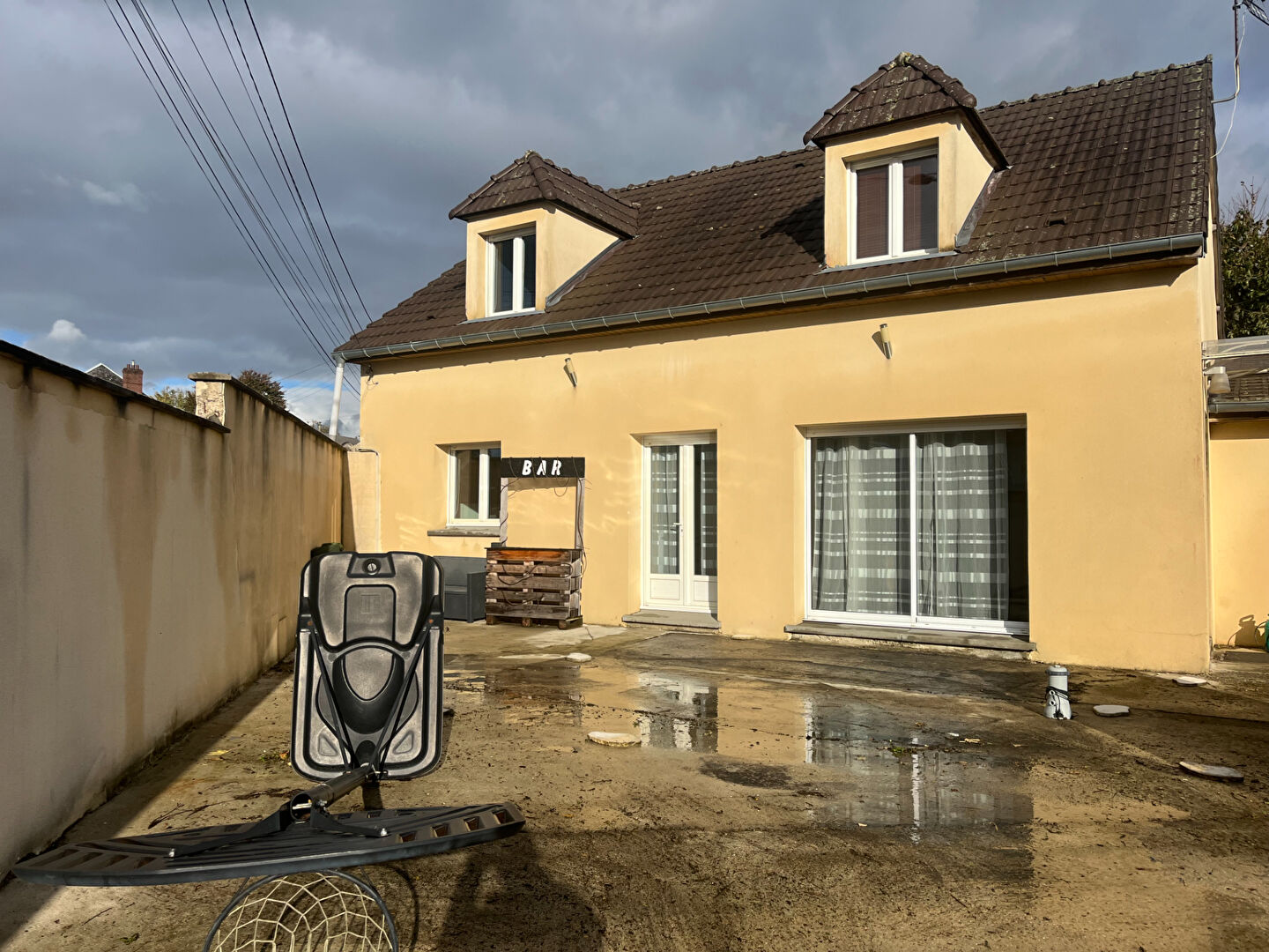 Maison familiale - 5 pièces - 3 chambres - Proche gare !