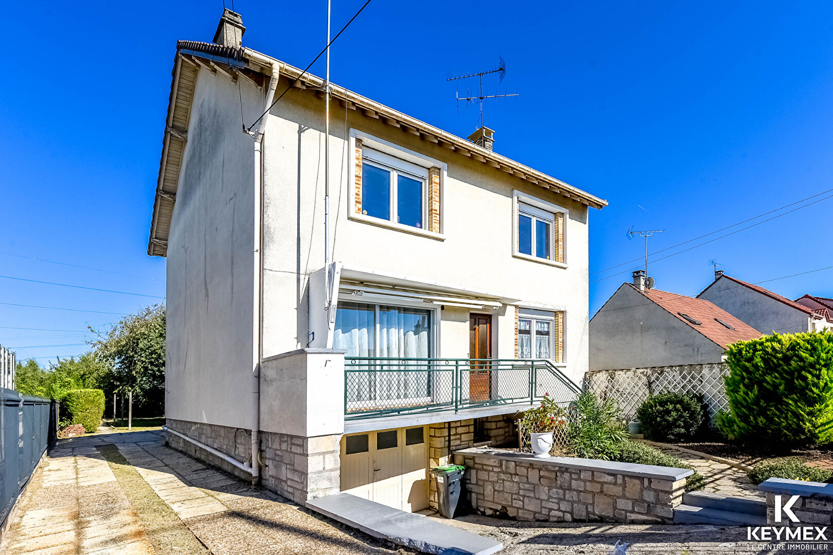 Maison à rénover à Persan 6 pièces 90 m2 hab.